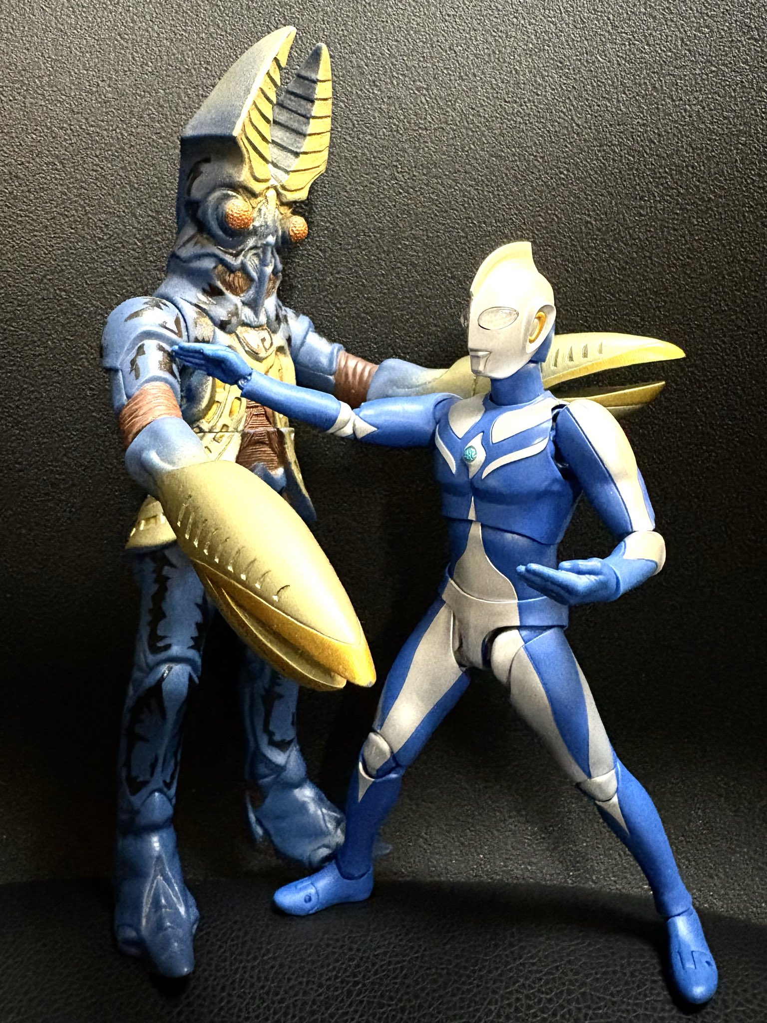 ウルトラマン コスモス 等10体 ウルトラマン コスモス 等10体 ウルトラマンコスモス(10) [VIDEO他