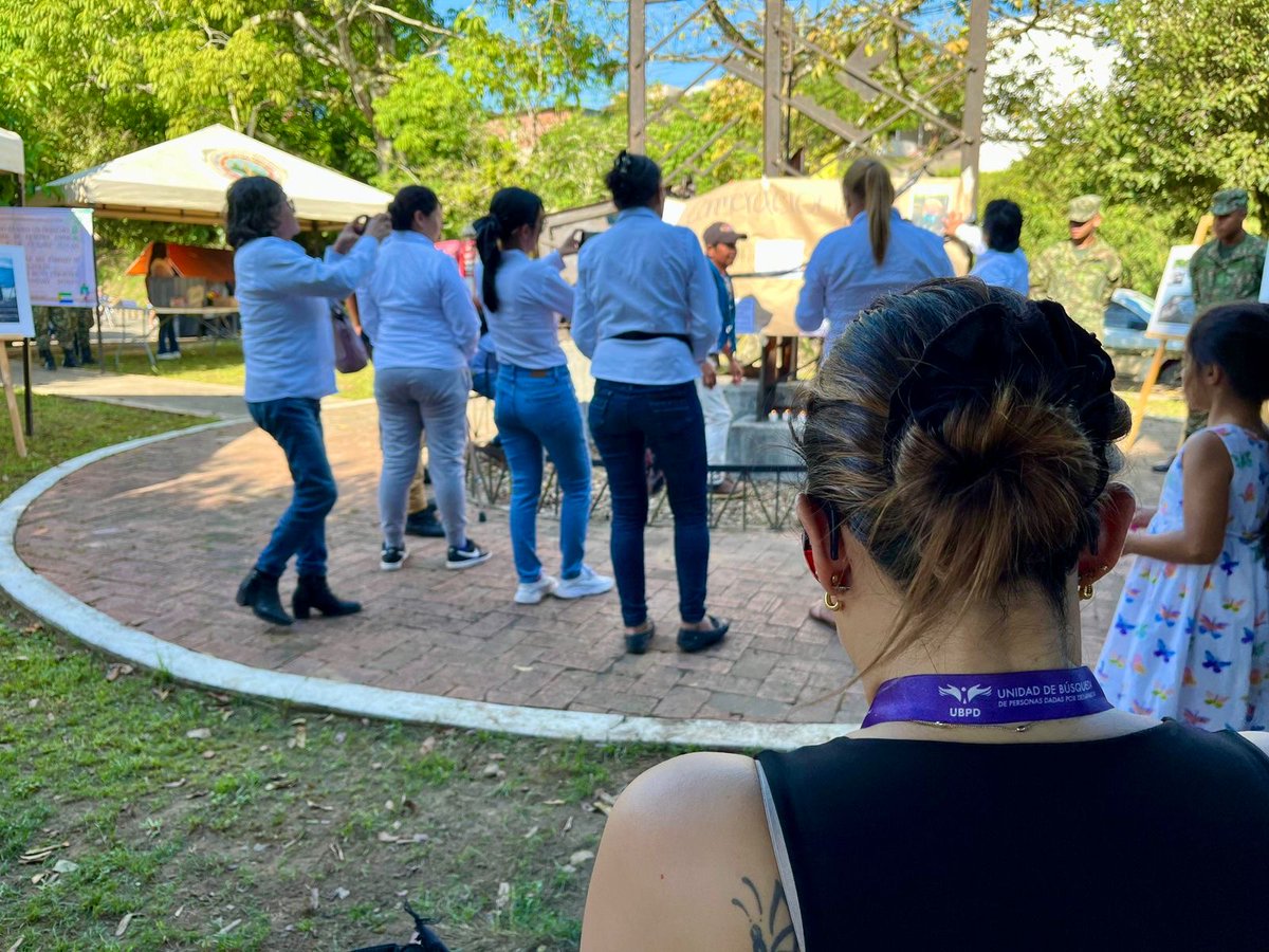 UBPDcolombia's tweet image. #RegionalSur | En Caquetá, la #UBPD estuvo en San Vicente del Caguán, acompañando a la Mesa Municipal de Víctimas en un acto conmemorativo a favor de las víctimas de desaparición forzada. Esta acción reafirma nuestra misión humanitaria y extrajudicial en el territorio.