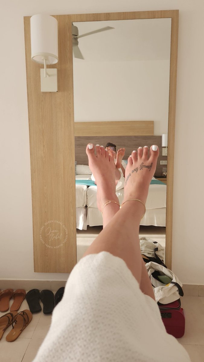 𝐐𝐔𝐄𝐄𝐍 𝐈𝐒𝐀𝐁𝐄𝐋 ♛ (@queenisabelx) on Twitter photo 