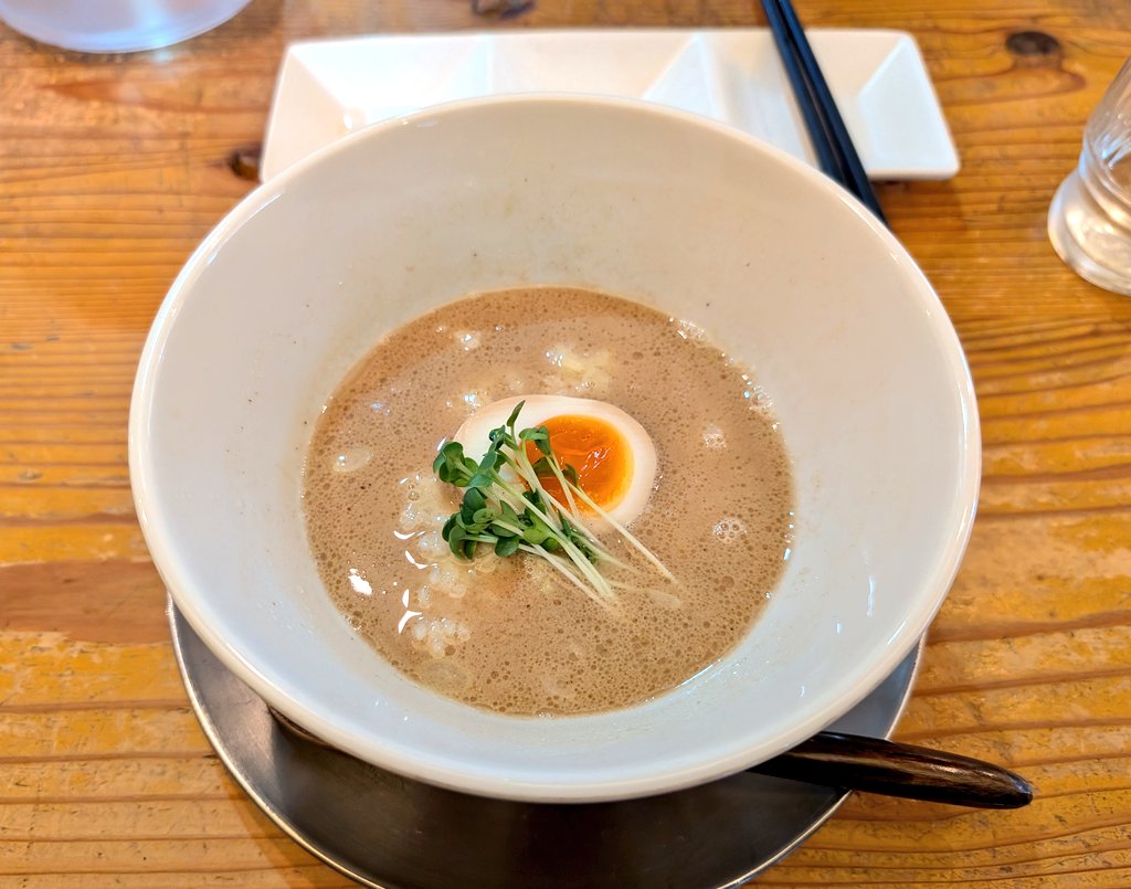 めん奏心さん
「焼き鯖そば」
「チーリゾ」

鯖威張る漸く参戦
ヤッパ〆はチーリゾですね