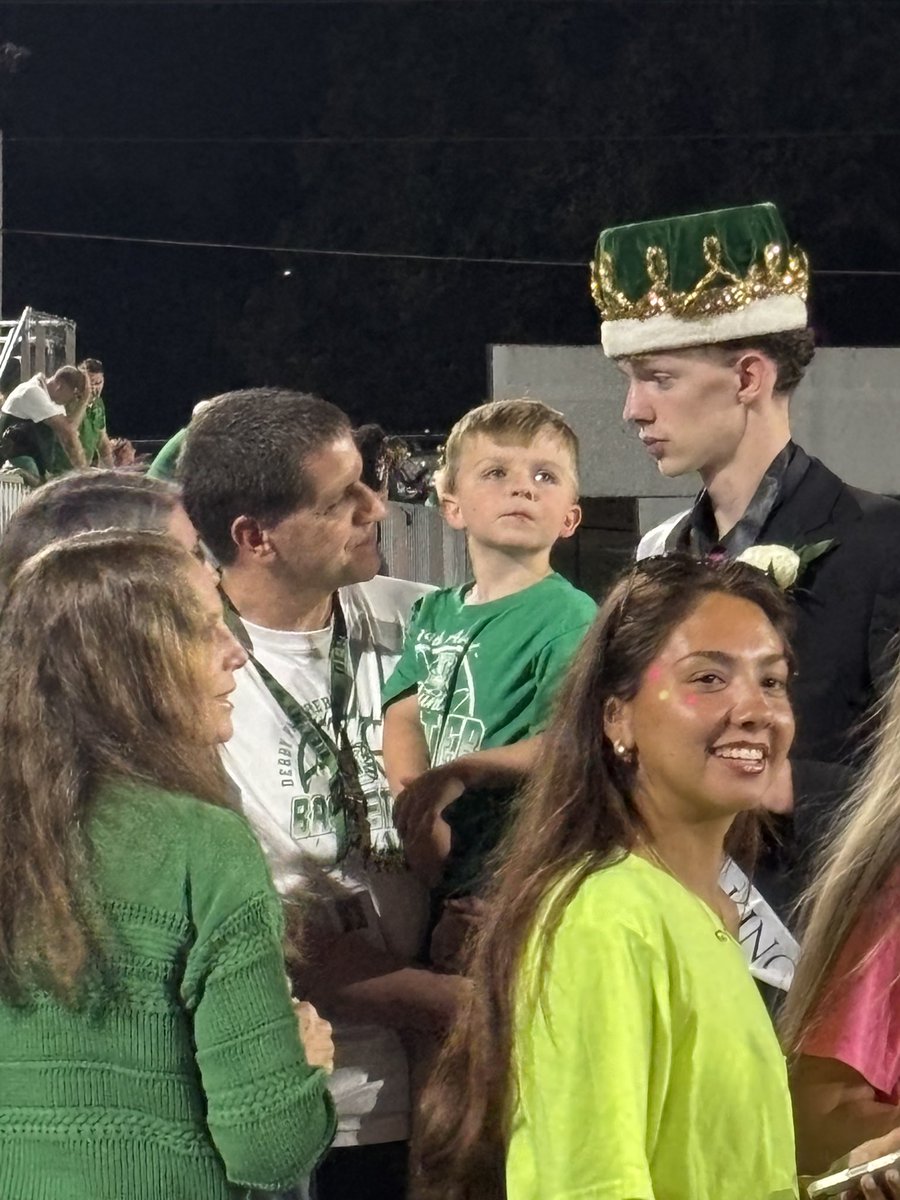 Brett Flory (@coachbrettflory) on Twitter photo Very proud of senior <a href="/CaleClingan3/">Cale Clingan</a>, the DHS 2025 Homecoming King! Carter has someone to look up to in more ways than one! 🤴
Also proud of our longtime neighbor Ashlyn Zerger, the DHS 2025 Homecoming Queen! 👸 Very proud of senior <a href="/CaleClingan3/">Cale Clingan</a>, the DHS 2025 Homecoming King! Carter has someone to look up to in more ways than one! 🤴
Also proud of our longtime neighbor Ashlyn Zerger, the DHS 2025 Homecoming Queen! 👸