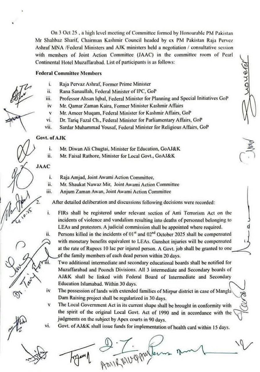 BPanIndian's tweet image. #Pakistan sets up an ‘Empowered Committee’ for #PoJK to silence the voices of Azadi. People are on streets, economy is in ruins, army bullets can't kill the dream of Azadi. PoK has spoken: Azadi now, not committees!
#FreePoK #Azadi #EndOccupation #PoKProtests #HumanRights
@adgpi