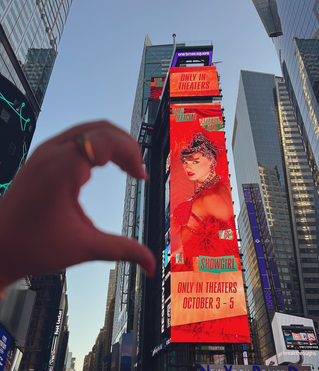 swiftcone's tweet image. be my ny when hollywood hates 
me!!! ❤️‍🔥❤️‍🔥

#tsthelifeofashowgirl @taylornation13