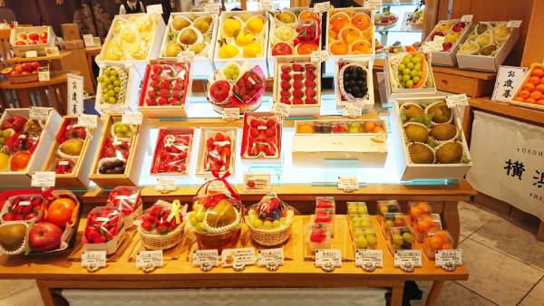 年中営業のフルーツショップ💚✨