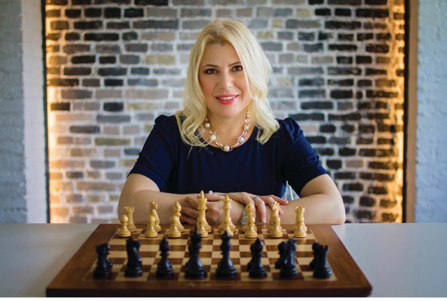 lissa_warren's tweet image. Great interview with chess champion @SusanPolgar, author of REBEL QUEEN: The Cold War, Misogyny, and the Making of a Grandmaster, on @PIVTRFoundation&apos;s Chatting with Betsy. Have a listen: bit.ly/476l94g @GrandCentralPub