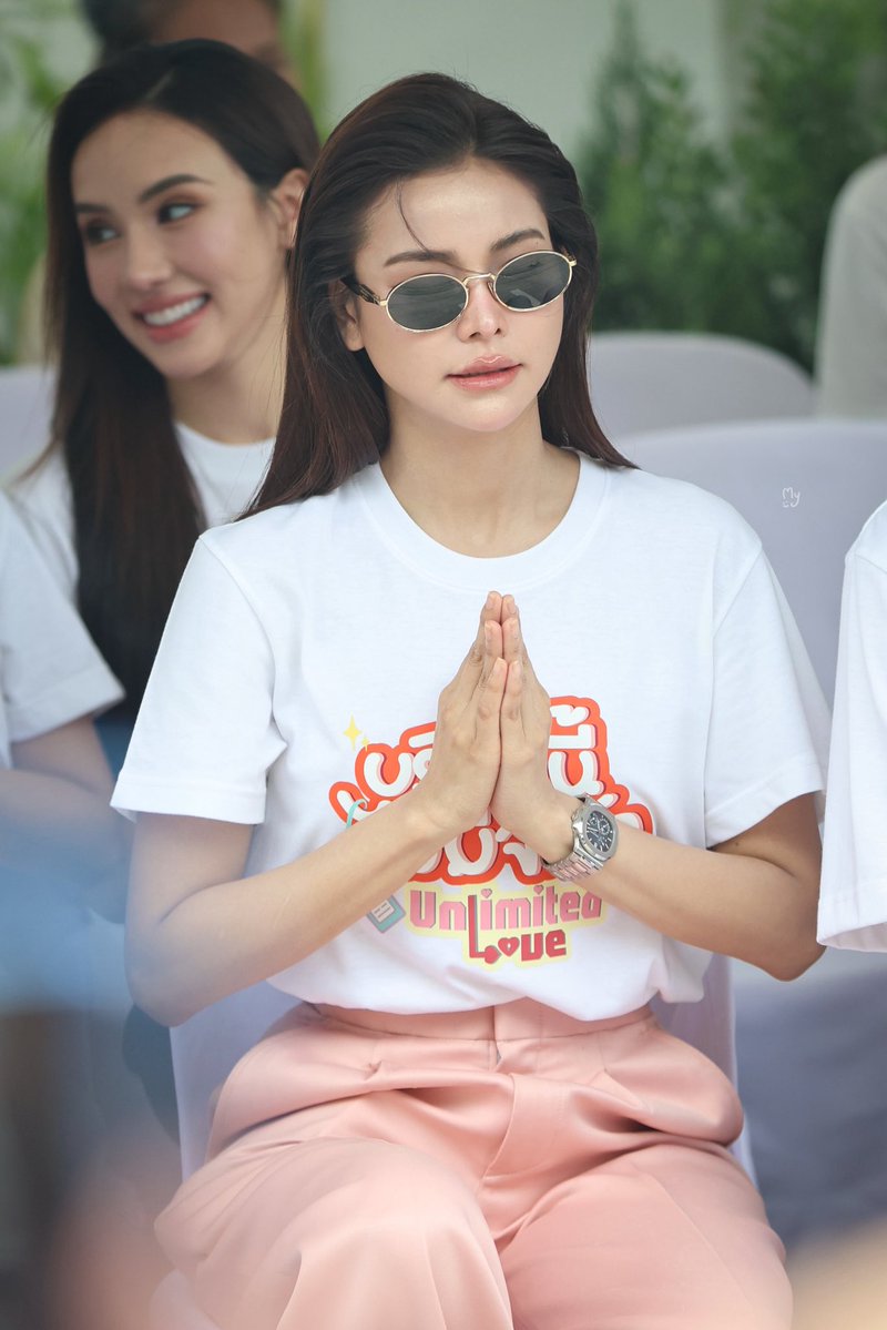 TTaeny09's tweet image. 😎😎 

ENGLOT THE SERIES WORSHIP 
#UnlimitedLoveWorship 
#อิงฟ้ามหาชน #EngfaWaraha