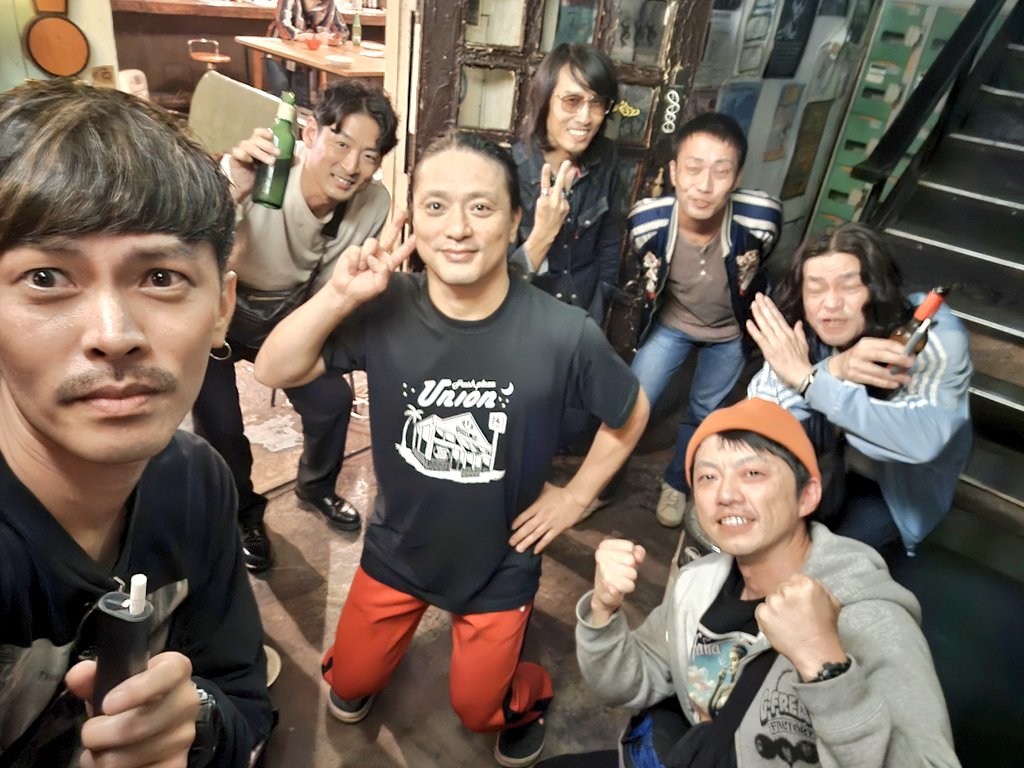 inugayojack's tweet photo. 血生ツアー旭川編ありがとうございました！
旭川の人たちからはどこか狂気にも似たおもしろさを感じるんだよなあ。
モスキートという場所とそこに集まる人たちに乾杯🍻
ほんとめっちゃおもろい夜でした
また来年も来るぞ！ https://t.co/z5ErDQkyk7