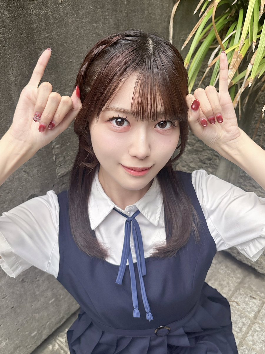 こんみくー！
一回書いたんんだけど、余りにも納得いかなすぎて書き直したのは秘密ね🤫
ちょっと書く量が多すぎて書ききれないからALTに書くね
⬇️ALT

#まいにちみくるん