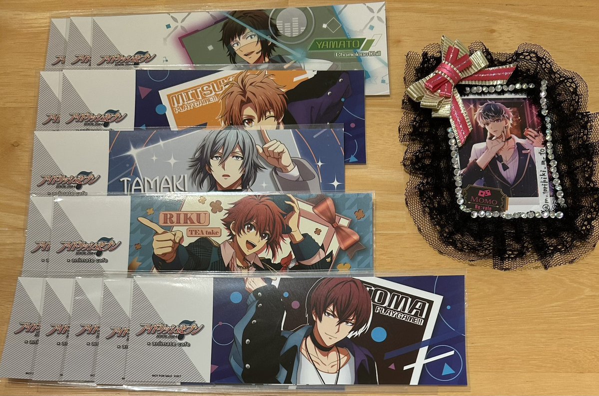 【交換/譲渡】
アイナナ アニカフェ 韓国
ドリンク特典 チケット風カード

譲 : 大和 三月 環 陸 トウマ
求 : 1200円+送料 &gt; 同異種 百

異種はお断りする場合もあります🙇‍♀️

検索からもお気軽にお声掛けください！