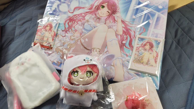 生誕記念グッズきちゃ～ イラストキレイだしグッズ可愛いし最高か? #みこち届いたぞ