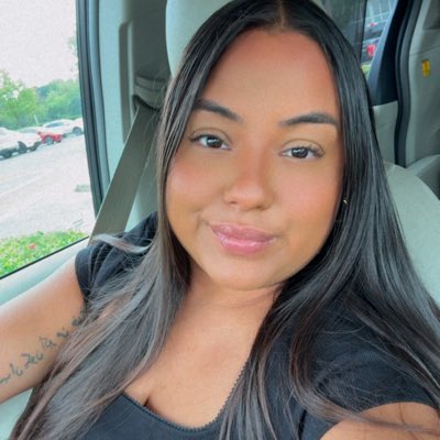 amariescobar's tweet photo. #NewProfilePic https://t.co/mW4ESpeFqc