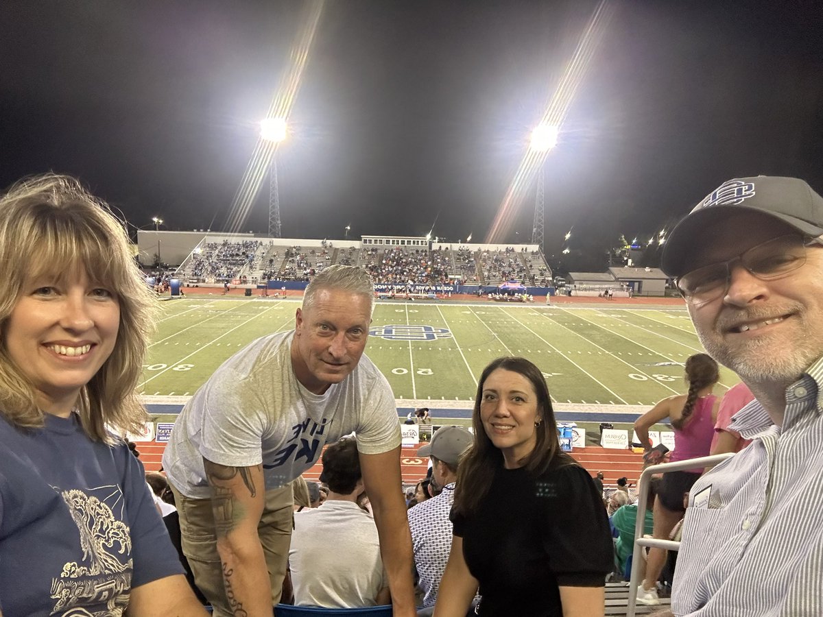 ericcamp's tweet image. Greyhounds game with friends!! @OBDown15 @OBDown1515 @tonincamp