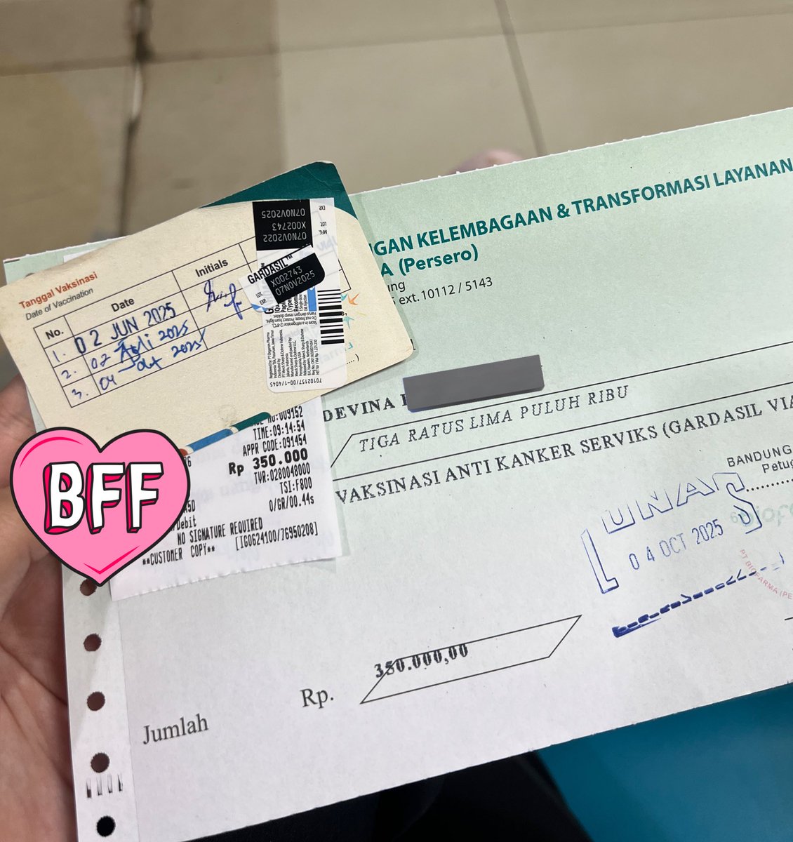 bebebeaaars's tweet photo. alhamdulillah hari ini beres vaksin hpv, hadiah besar dalam bentuk ikhtiar menjaga badan supaya lebih sehaaaat🥹🫶🏻 bismillah sehat sehat yaaaa https://t.co/kXEP7SipQF