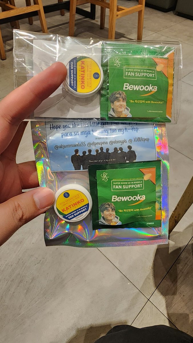 Hello! 🌸
We're giving away some tita/tito essentials for #SS10inManila!! 

See you around! 💙💙

cc: <a href="/elpeupeia/">나안</a> <a href="/ohmgpls/">mg</a> <a href="/XXIVkpop/">L 🦒🍒</a>