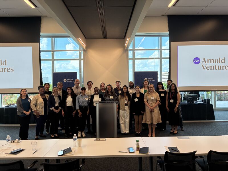 CatRMeneses's tweet photo. I had the pleasure of attending and presenting at @Arnold_Ventures  workshop for PhD students in Houston, TX.

I am very grateful to Sam Goldstein for organizing this event! What a great opportunity to meet fellow researchers with common interests in economics of crime. https://t.co/OSeuA9bvHt