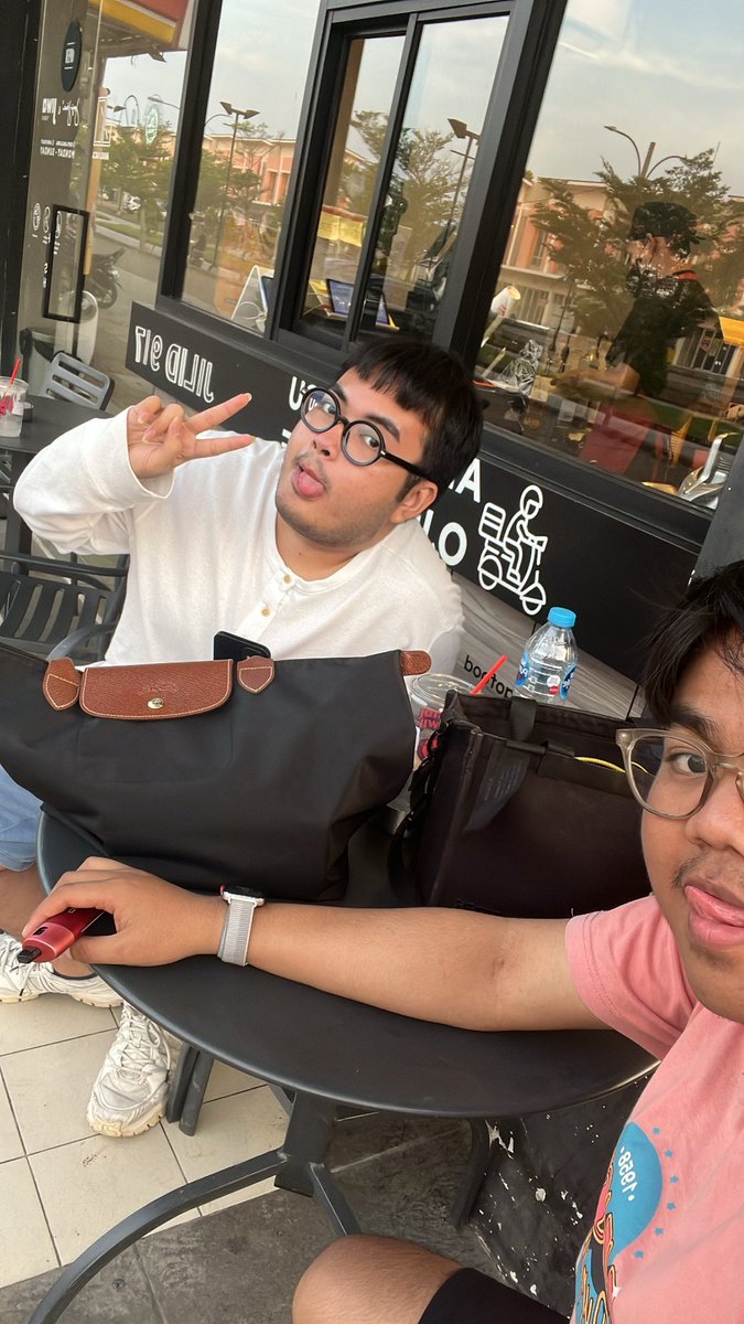 With perempuan rimba ❌❌