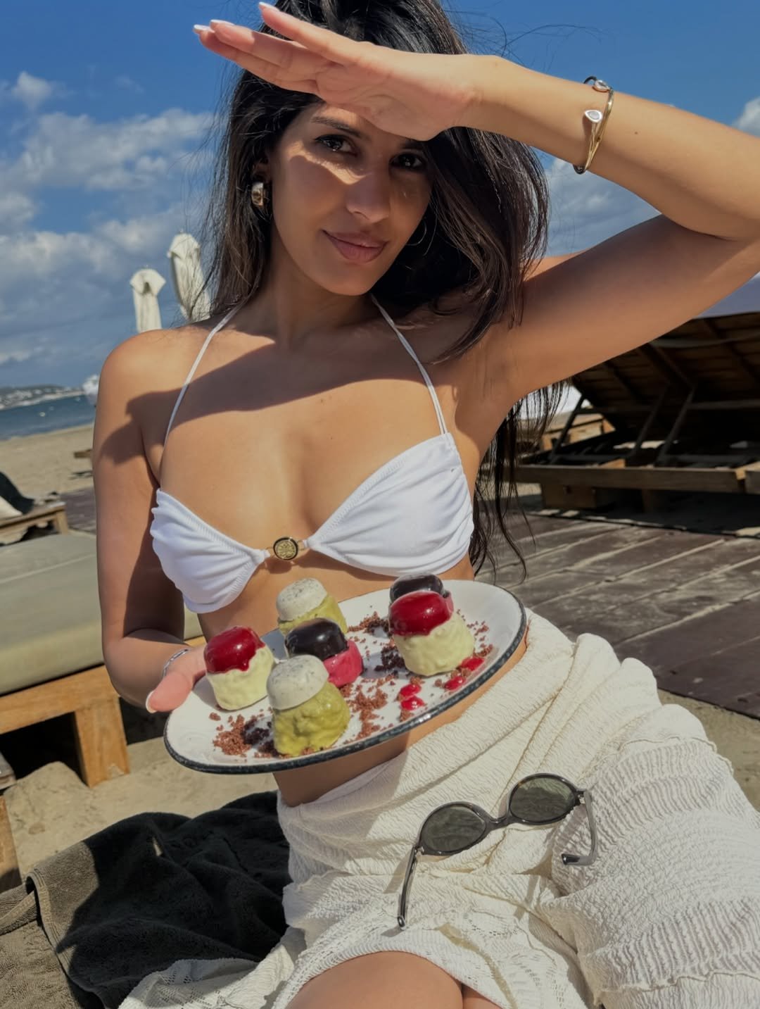 G2YeZPLbQAA4Xbo?format=jpg&name=large