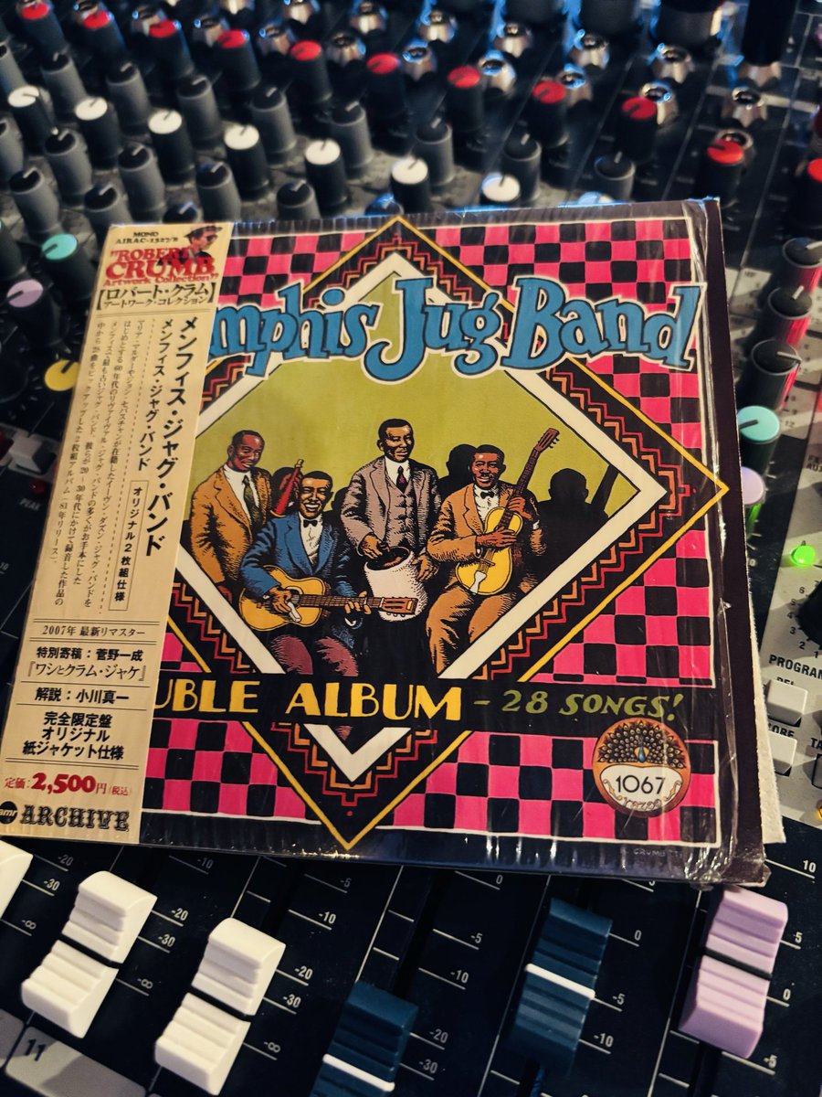 10/4(土)

おはようございます

さぁ週末！
天気もいいし
まるで少年のように街に出よう

本日も和顔愛語

☀️ランチタイム
11:00〜15:00
(14:45 L.O)
【ランチタイム限定】
1,200円以上のお会計、最寄りのパーキング駐車券ご提示で200円キャッシュバック

🌙バータイム
18:00〜深夜1:00