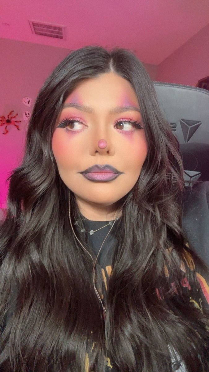 Punkstea's tweet image. PUNKTOBERFEST Has officially started! 

Twitch: PunksTea