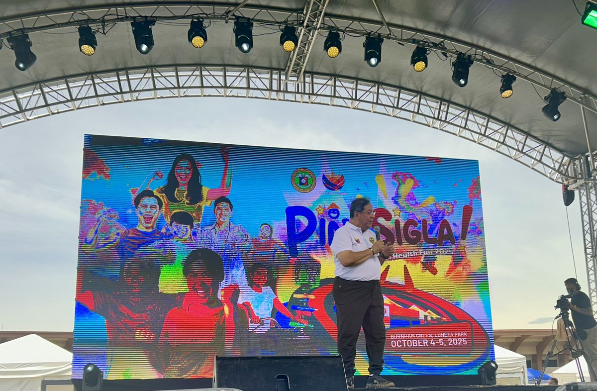 Great to be at the PinaSigla Family Health Fair with <a href="/Teddybird/">Teddy Herbosa MD ❎</a>, <a href="/AlbertDomingo/">Albert Domingo</a> and many other <a href="/DOHgovph/">Department of Health Philippines</a> and <a href="/WHOPhilippines/">World Health Organization Philippines</a> colleagues.

Lots of different stands with info, vaccines, testing, counseling, commodities and activities.

Come down to Burnham Green and check it out!