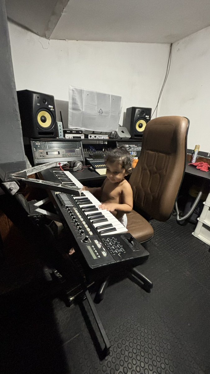 splintermix's tweet image. 