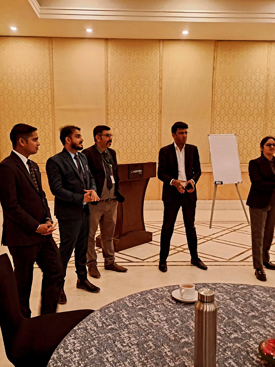 AjayDSVV89's tweet photo. #IndustrialVisit  of 50 students of #ASH Amity University Rajasthan, Jaipur to Le Méridien Hotels &amp; Resorts ,Jaipur on 26th September was Done ✅😎 
#Excursion #OneDayTrip #Refreshment #PracticalExposure #HotelVisit #Hospitality #HotelManagement 
#AmityJaipur #5StarHotel https://t.co/ne07ftob1q