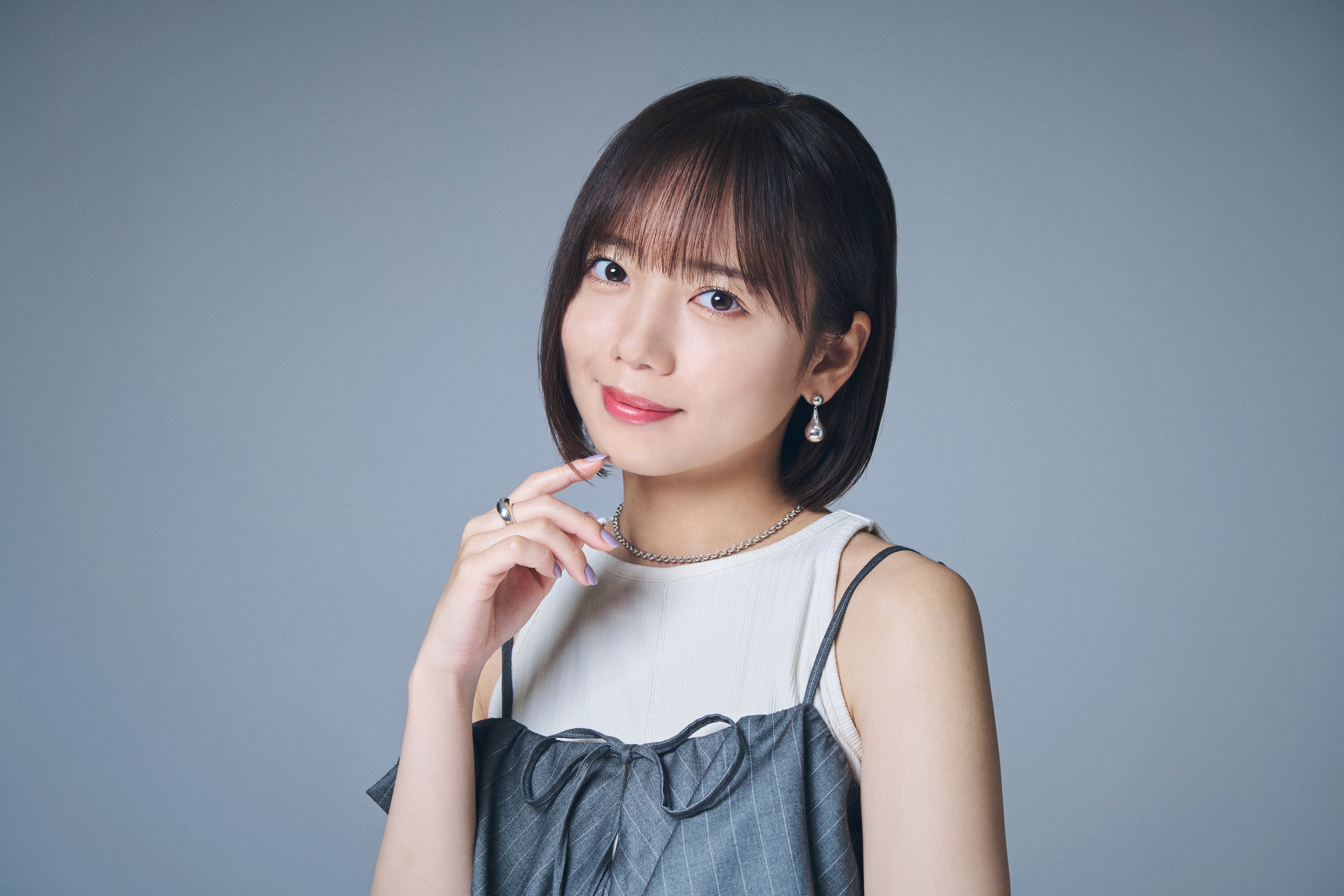 二科会会員・齋藤三郎　人気の赤いドレスの少女 G1mUUYdaoAAgc8r.jpg:large
