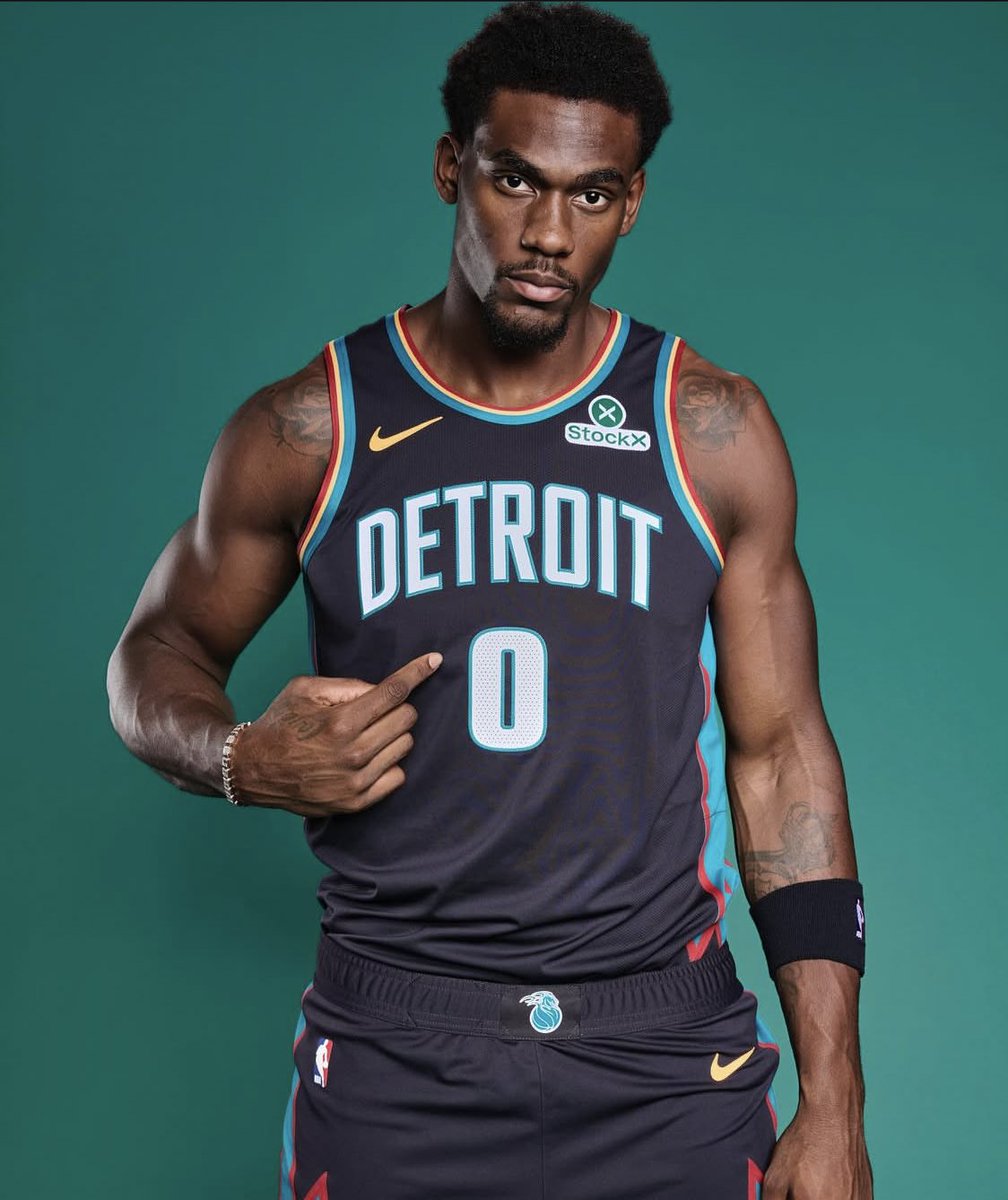 nsitto2's tweet image. These 2025-2026 City edition jerseys are insane