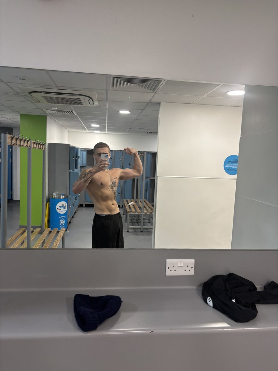 ChaoticMuch tweet media