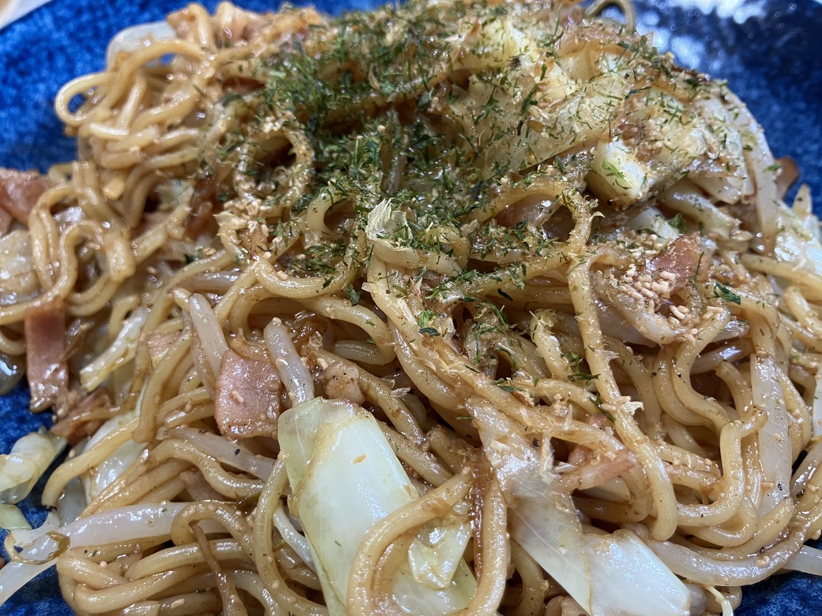 久しぶりに家で昼メッシ😊

あれ？いつから休んでなかったんだっけ…