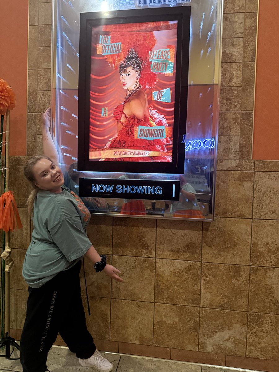 wonxerlandswift's tweet image. from the eras tour to the life of a show girl