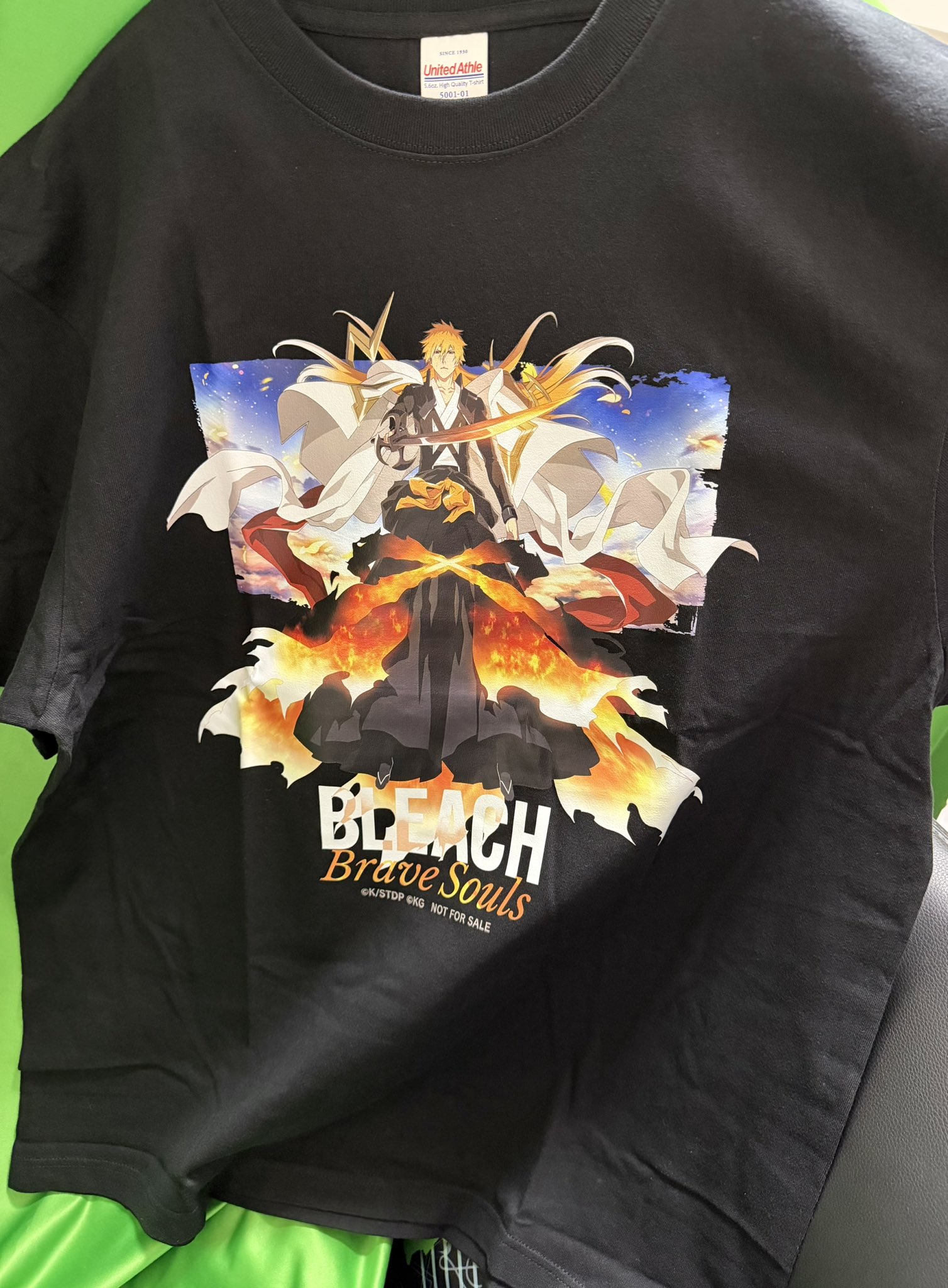 当選品 BLEACH Brave Souls ブレソル Tシャツ 黒崎一護 BLEACH Brave