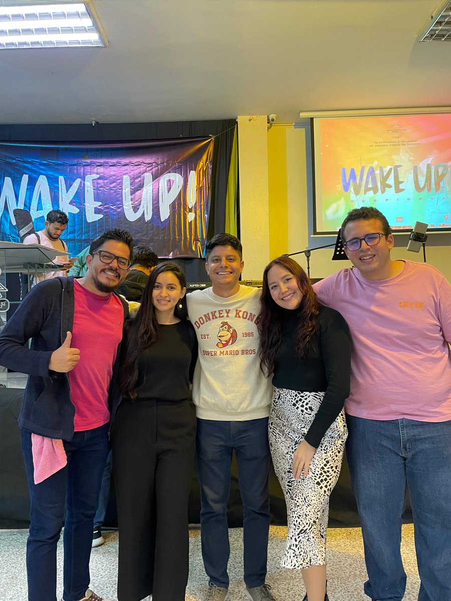 diegoe_87's tweet photo. Vigilia Wake Up! Despierta de la @JBGuayas en la @alboradadefe ✨

𝗔𝗰𝗼𝘂𝘀𝘁𝗶𝗰 𝗕𝗮𝗻𝗱
🎙 @lilapereddo 
🎙 @adrianasophie
🎸 @theabelchannel 
🥁 @stalyn.manuel
🎹 @diegoe_87 

#VigiliaJBG2024 #ListosParaUnaNuevaVigilia #AlServicioDelEterno 🙌🏼 https://t.co/embbrXgSnk