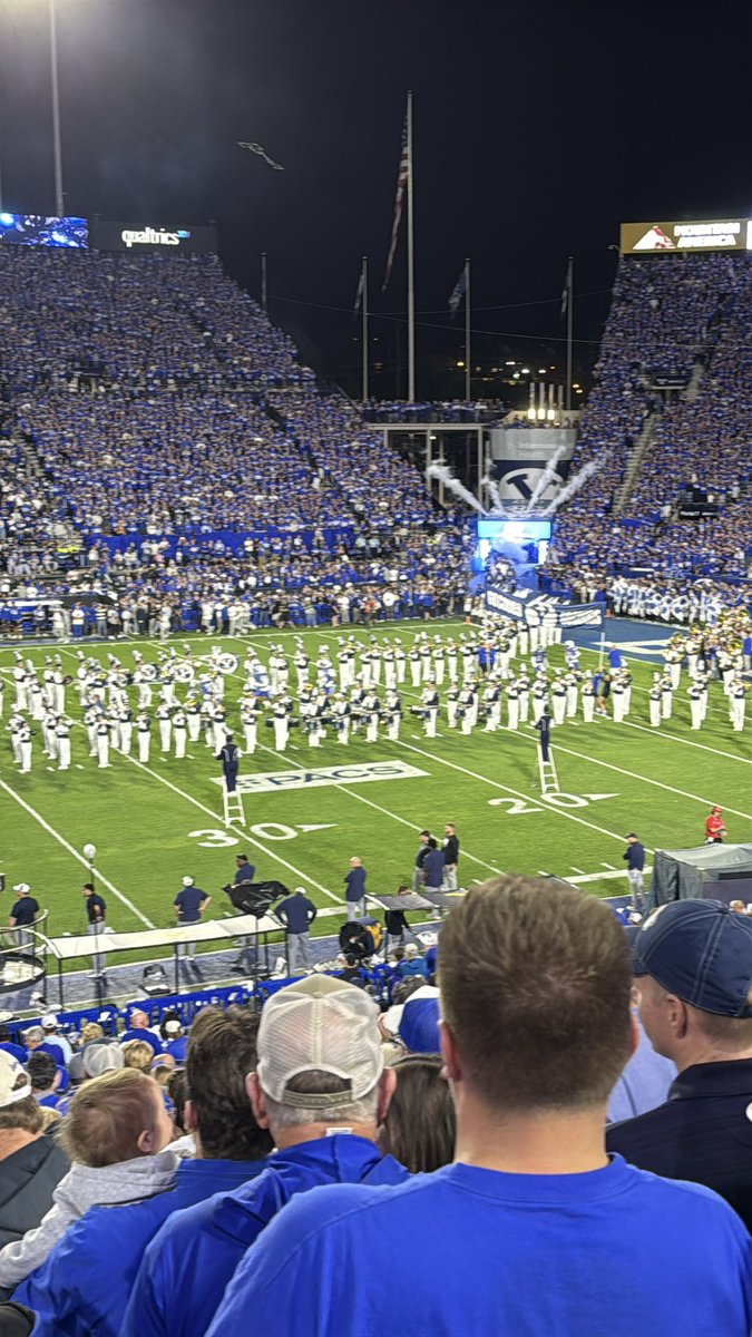 Giles13Gavin's tweet photo. This is amazing!! #gobyu https://t.co/IoiiEW7Pka