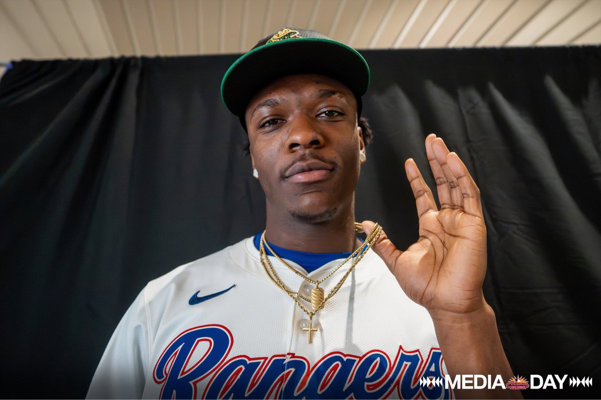 MLBazFallLeague's tweet photo. Media Day ‘25 shenanigans https://t.co/JB5FWkWZQJ