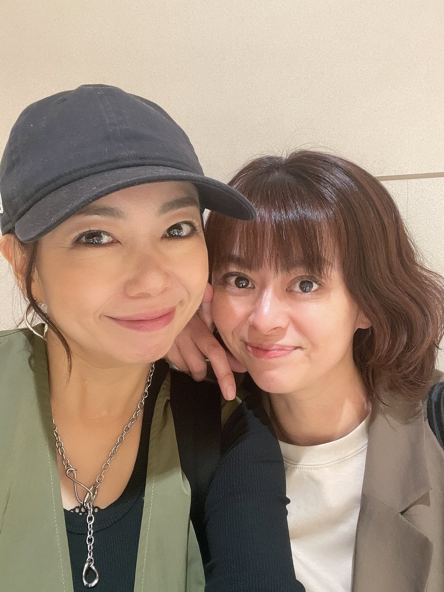 (s)pirit color tweet media