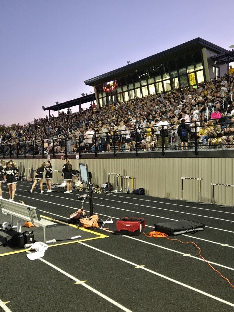 Glenwood football wins big at homecoming game!