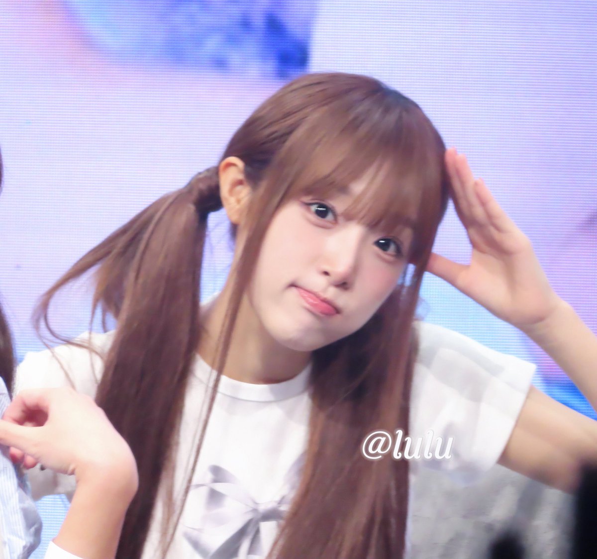 진짜      제발이라는감정…..
동물의숲에나올거같고. 실바니안패밀리에잇을거같고