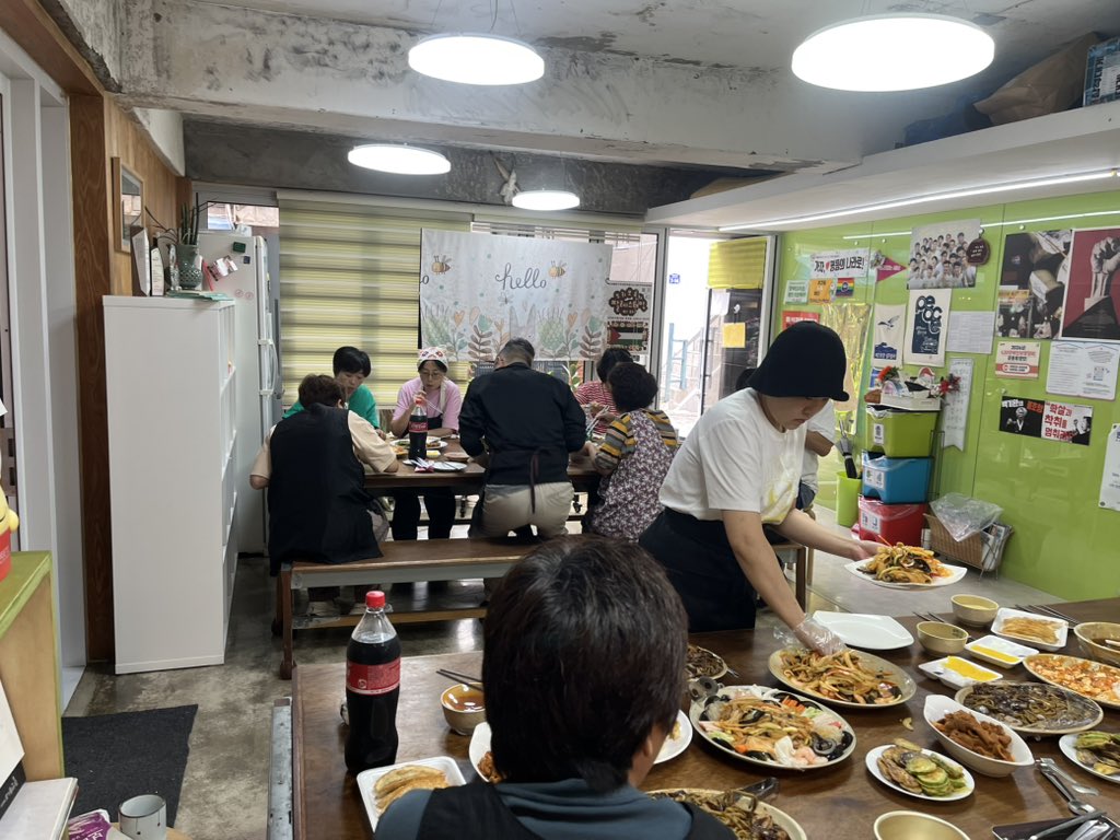 김경미 tweet media