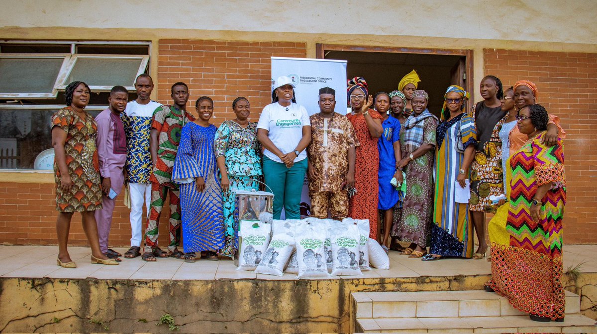 lollylarry1's tweet photo. BAT-STEM 2.0 made a significant impact at St. James CAC Caring Heart Mega School, Akure, distributing learning materials and essential school items to pupils.

The event, which brought together students, teachers, and parents, highlighted the Renewed Hope Agenda’s dedication to education and community development, reaffirming President Bola Ahmed Tinubu’s (@officialABAT) commitment to empowering communities through grassroots engagement.

#BATSTEM2.0
#CommunityFirst
#CommunityEngagement
@PCEOSWofficial
@moremiojudu