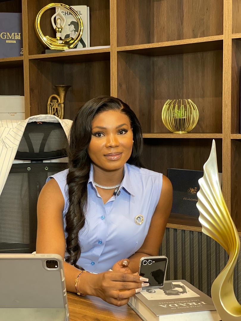 Meet Barrister Abimbola Daramola (Omo No Shaking) <a href="/BimboAbuja/">Omotunde-Alfred Abimbola🥰</a> from Ikere Ekiti, Ekiti State. She is the Youngest Council Member in Nigeria, a distinguished real estate lawyer and policy advocate, widely recognized for her expertise in property law, governance and investment