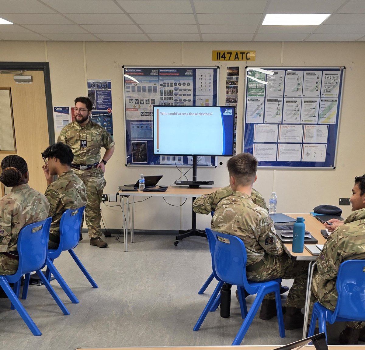 FSDRoss's tweet image. Start of Sector 2's Bronze Cyber Course - Session 1 and already an engaged cohort! Shame I cannot stay for the full course... work straight after for me 😅 enjoy the course and looking forward to issuing out the certificates tonight!