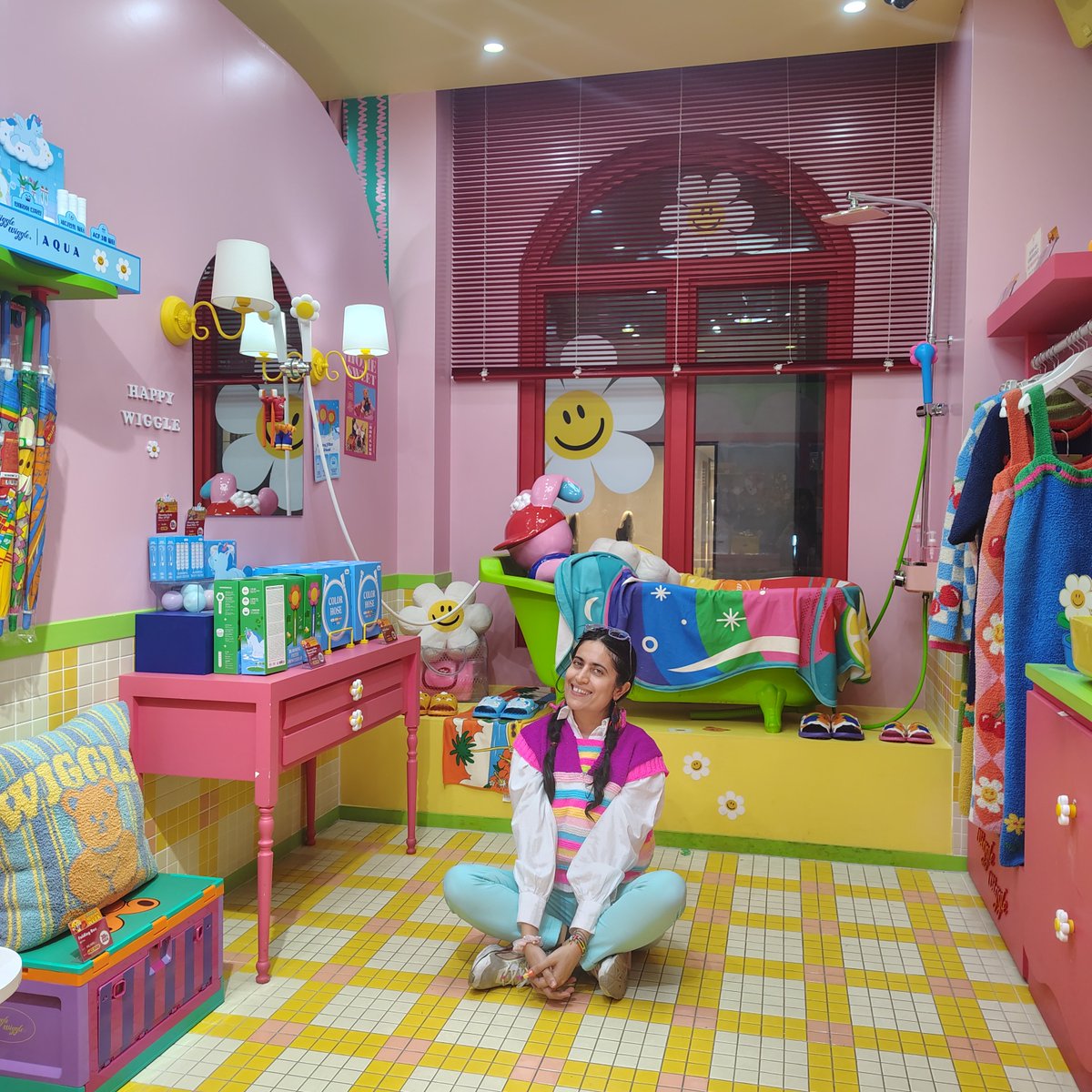 Neha Mehta tweet media