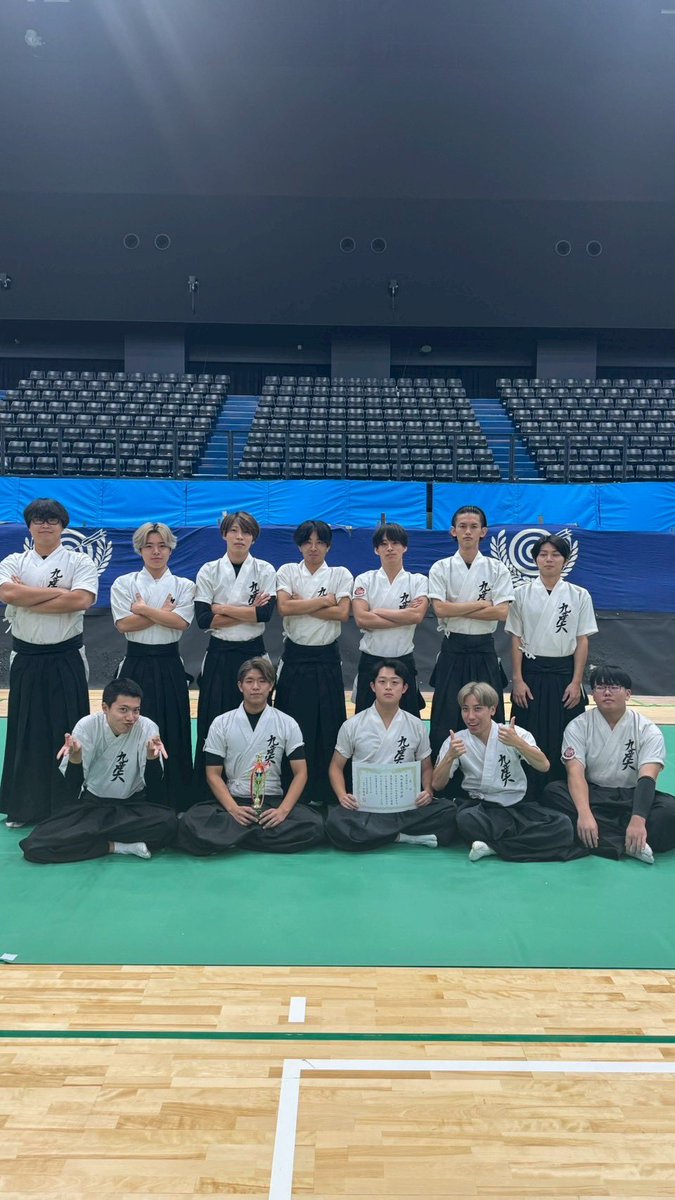 u_ki0606's tweet photo. 全九3位！
後輩達と3年間一緒に戦ってくれた4年生ありがとうございました。4年生には最後に良い思い出作れて良かったです！
コーチも最後まで介添ありがとうございました。来年はもっと強くなります。 https://t.co/wVgjge4Nw3
