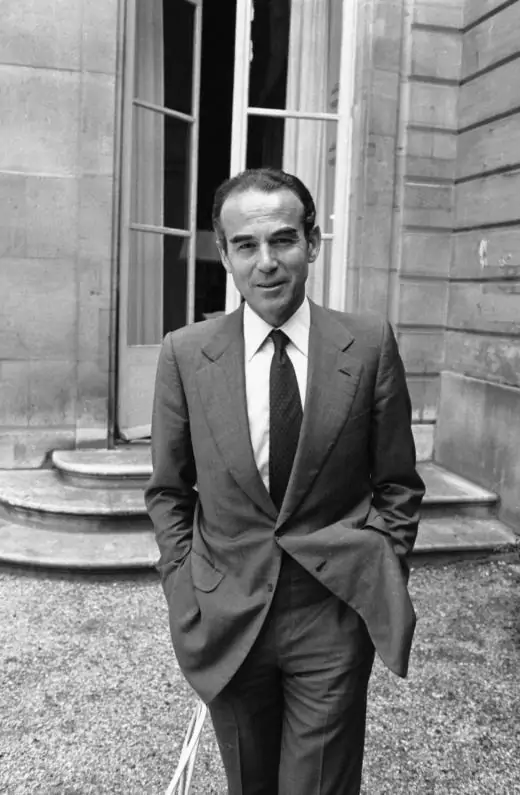 Jeudi, notre maître à tous entrera là où la Patrie se veut reconnaissante à l'égard des "Grands Hommes" #Badinter #Panthéon
1/11