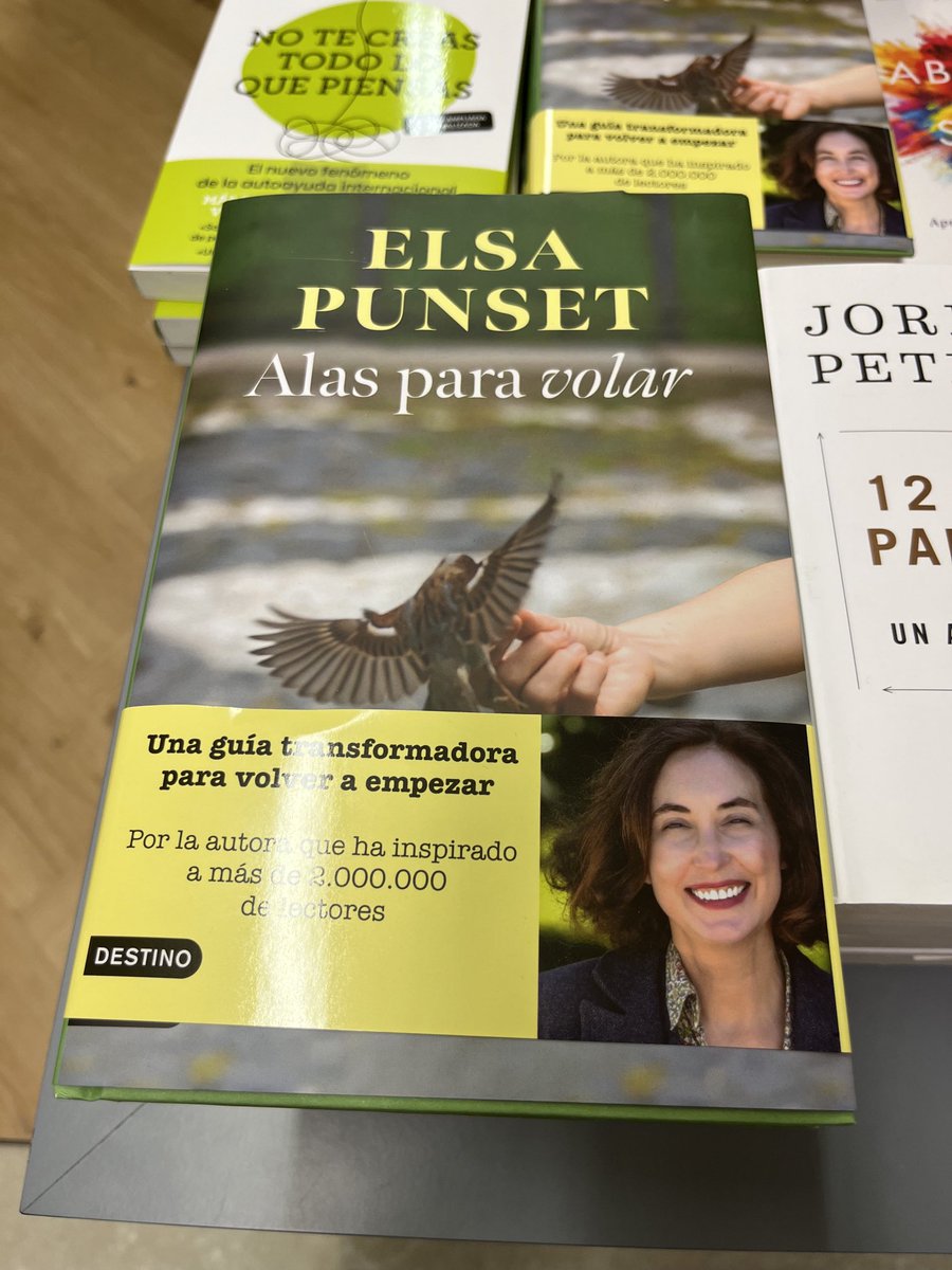juancarcubeiro's tweet photo. Nuevo libro de @elsapunset, ALAS PARA VOLAR. Una guía transformadora para volver a empezar, de la experta en Felicidad y Bienestar con más de 2 M de seguidores/as. Pintaza de libro. Pronto lo comentaré en el blog #HablemosDeTalento Gracias, Elsa. https://t.co/RWgIBUJ8K9