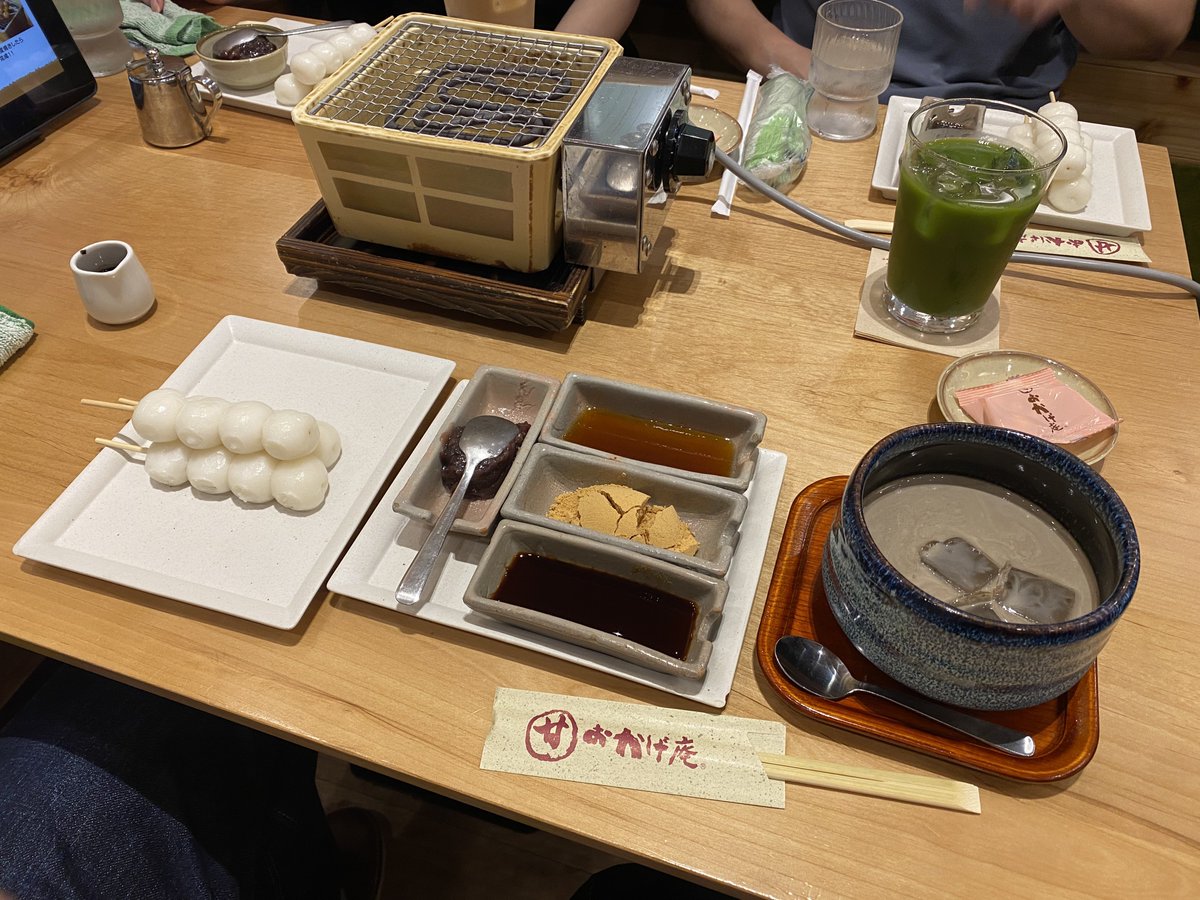 motorcycle_24's tweet image. #W乗り甘味部
団子の焼き加減が難しい...
醤油味が香ばしくてうまし！