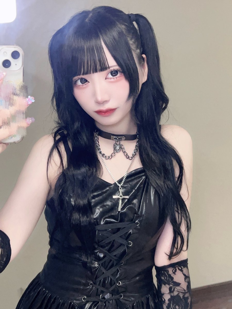 自己紹介失礼します> ·̫ <

名前➡️ぉこめちゃん
お店➡️<a href="/BLACKRABBIT0901/">BLACKRABBIT🟥⬛️</a>
店垢➡️<a href="/Ocomechan0213/">こめ、ぅま〜</a> 
好きなの➡️平成女児もの♡女の子アイドル♡ビール♡
一言➡️アイドルもアニメも好きなので割となんでも話せます🎶フォローとリポストいいねしてくれたら嬉しいです♡

#大阪BLACKRABBIT