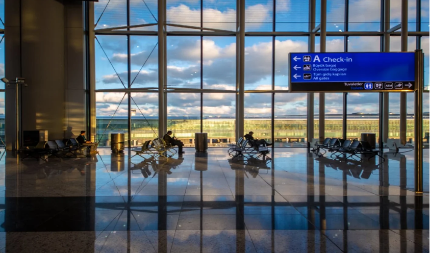 umgeeks_'s tweet photo. ✈️ Stuck in transit? Waiting for a flight? Don’t waste your time wandering aimlessly at the airport. Whether you’re a globetrotter, business traveler, tou. See More👇

#TravelSmart

https://t.co/eBiRpaQF2a https://t.co/roPhz6ZQ9H