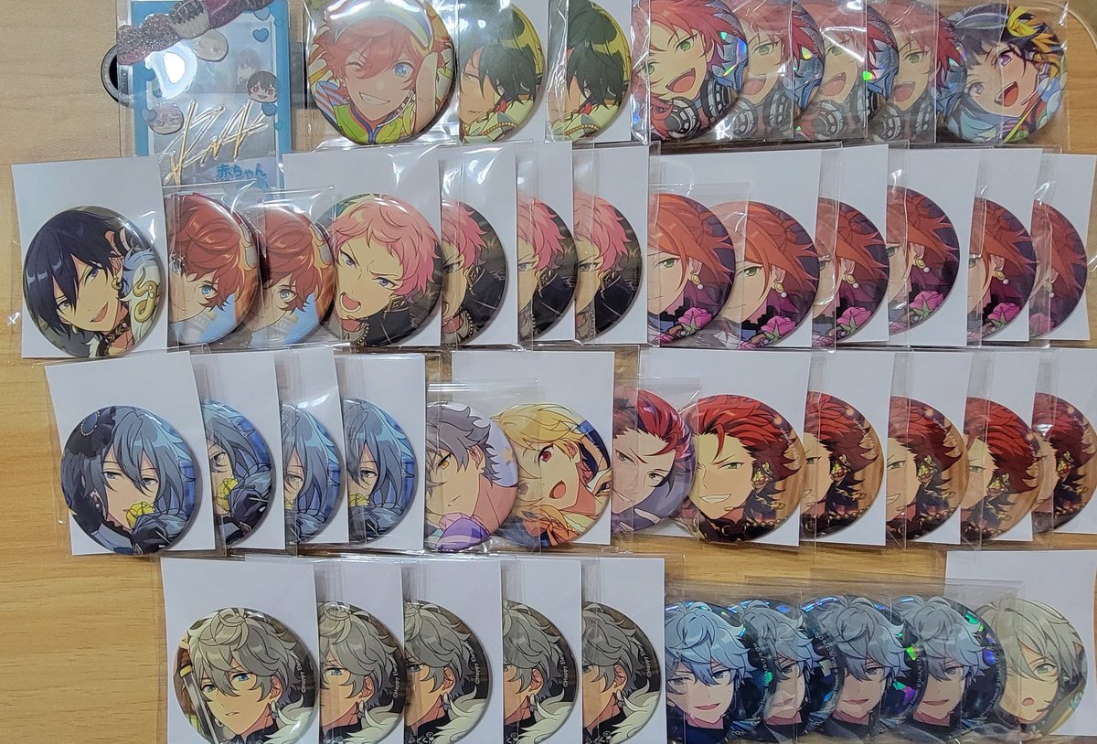 あんスタ 缶バッジ 5個 レオ 夏目 敬人 宗 なずな Amazon.co.jp: あんスタ 五奇人 ＆ 旧fine 缶バッジコレクション